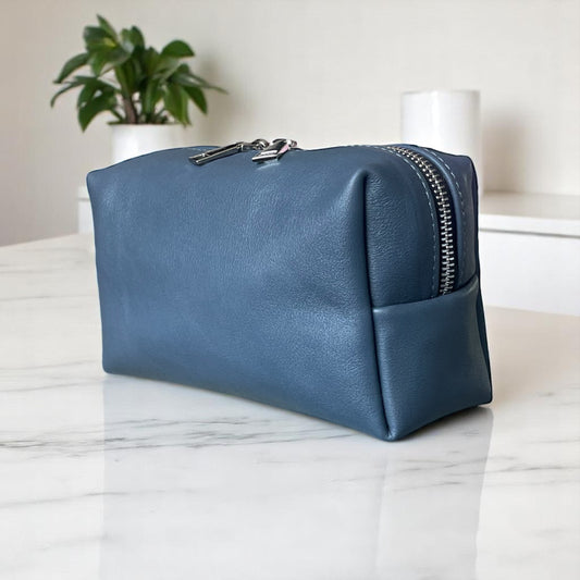 Cosmetic bag